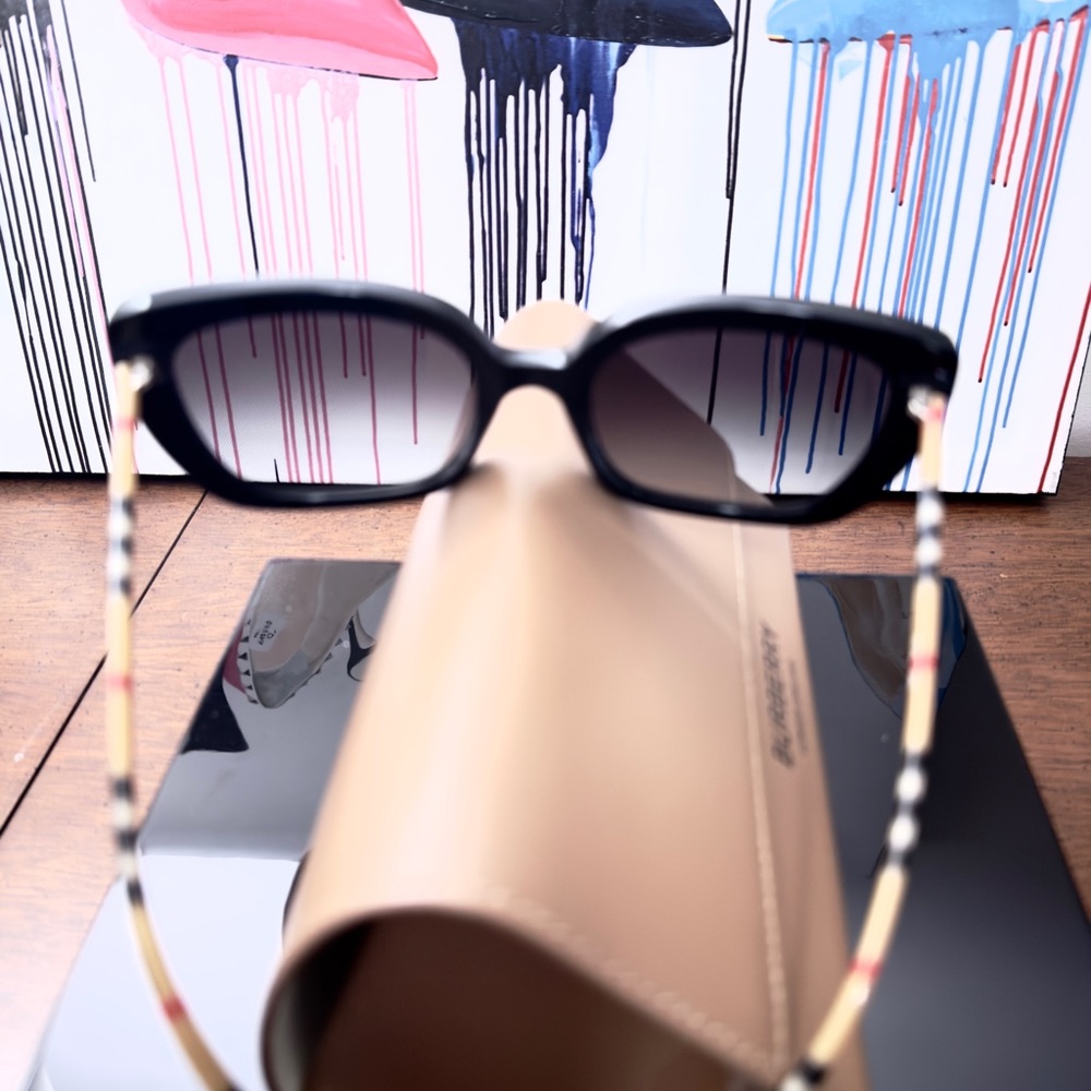 NEW Burberry CAROLL Sunglasses 54-20-140 NEW WITH TAGS-0BE4323 - Picture 7 of 15